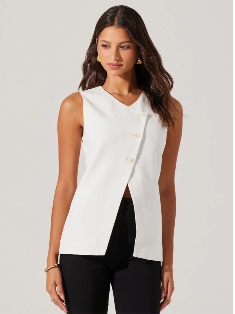 Astr the Label Sonja Asymmetrical Vest Large Cream Color - Picture 5 of 5